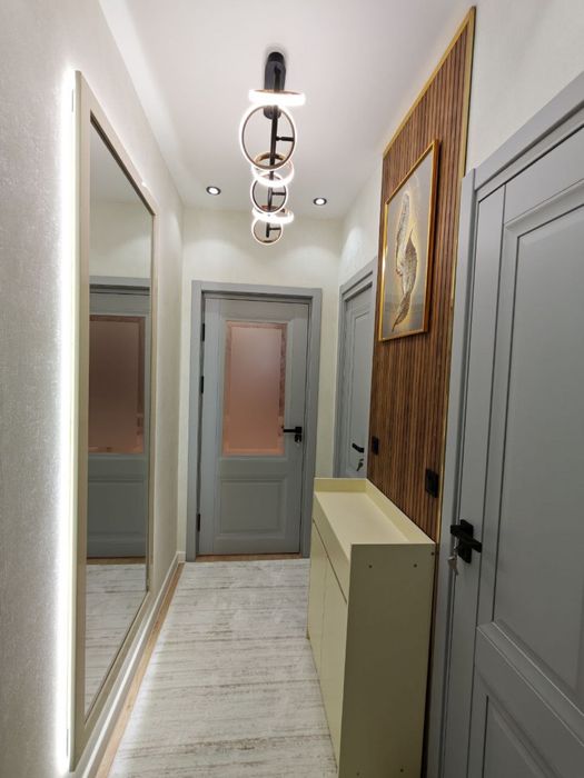 Сропно продаётся квартира Метро Мирзо Улугбек Чилонзор 8