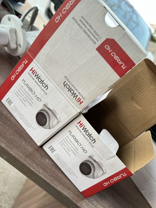 Видеокамеры+ видеорегистратор hikvision