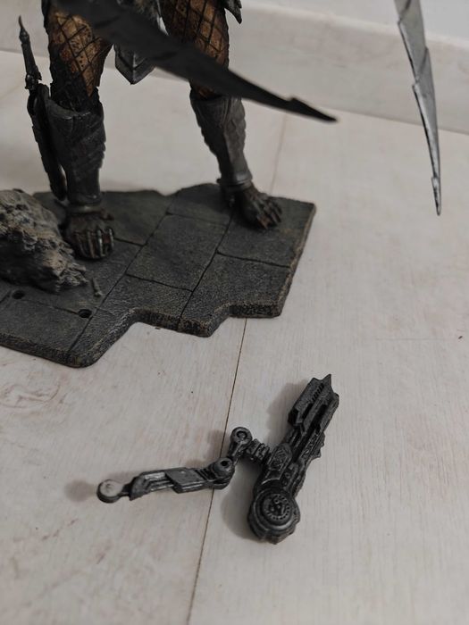 Figurina Celtic Predator de la McFarlane