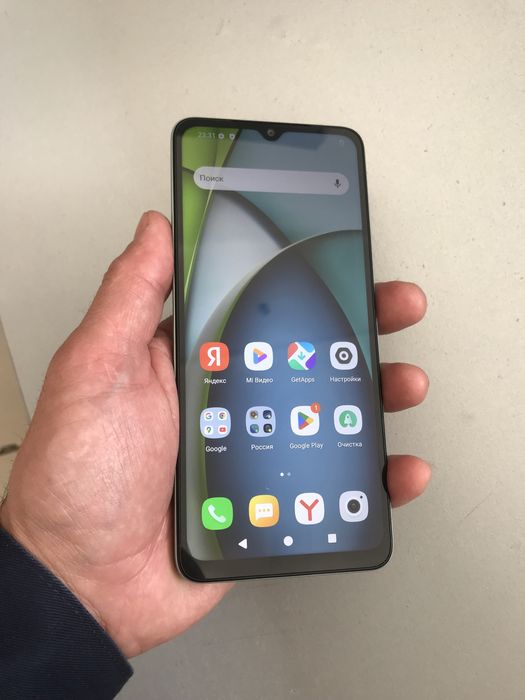 Redmi A 3 x  Xiaomi