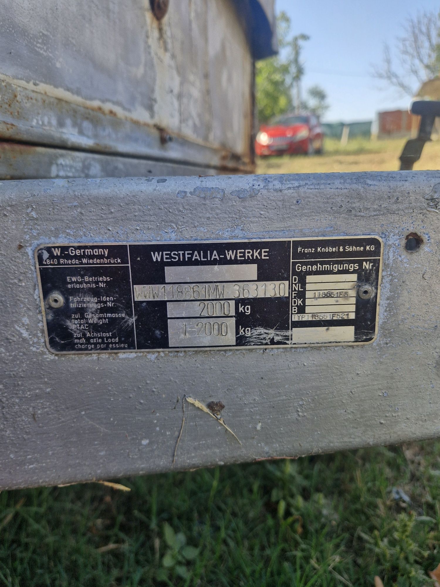 Продавам ремарке Westfalia