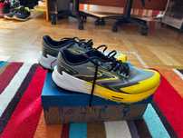 Нови обувки за бягане Brooks Catamount 3 - 44 номер