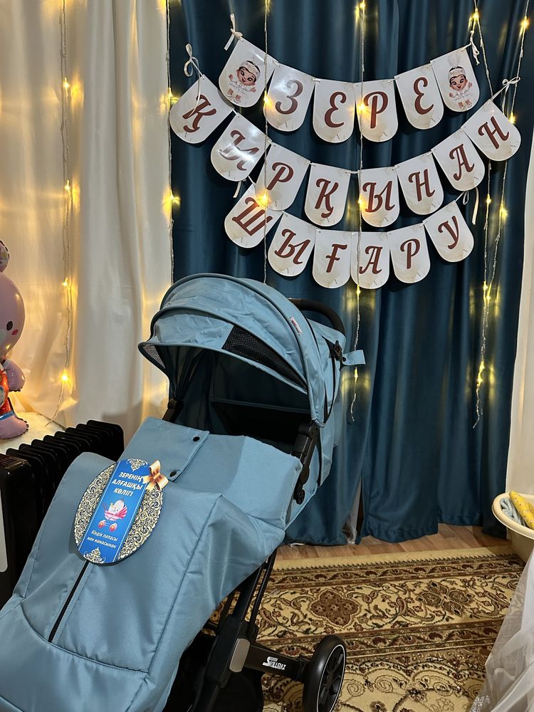 Продам коляску,  пользовались пол года. В основном дома.
