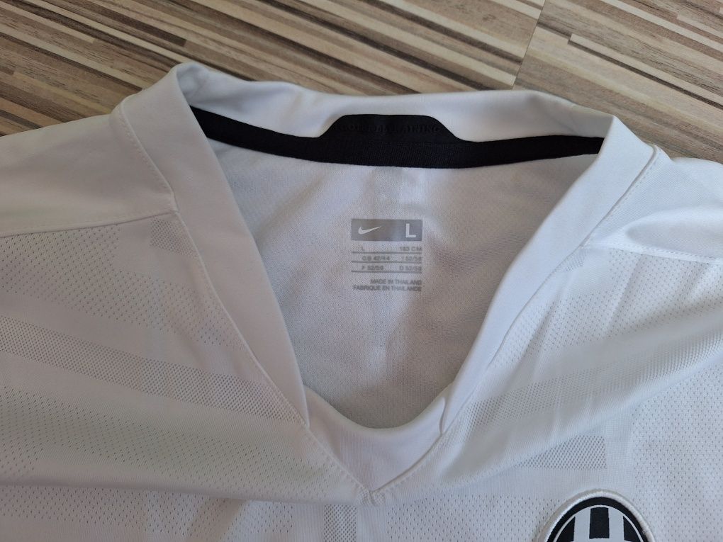 Compleu Nike Juventus L/XL nou cu etichetă.