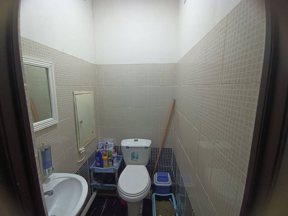 Срочно Продается квартира 3/7/7 Адрес: Янги хайот  ор-р:Simma Hotel