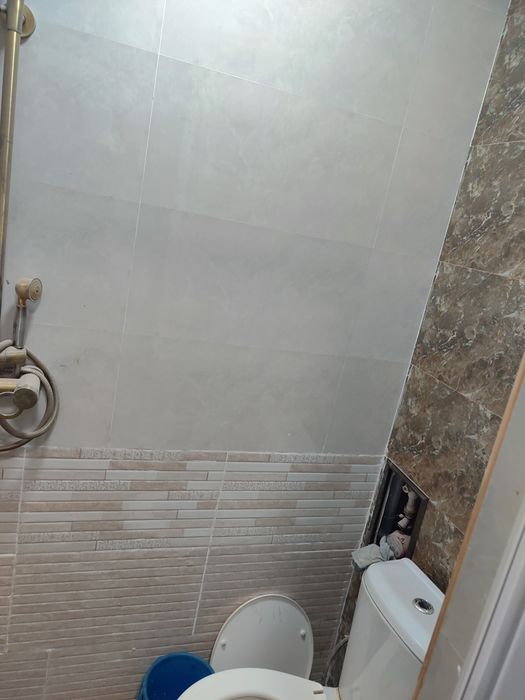 Продаётся без маклер 1-комнатная квартира в городе Чирчик, район Навои