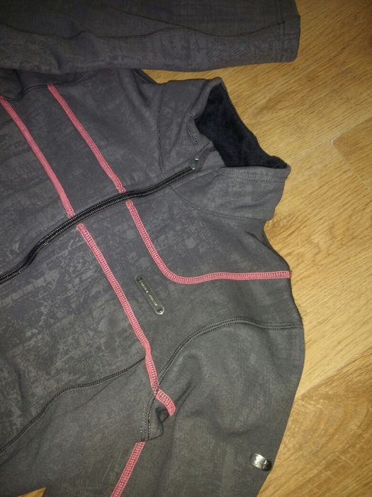 Bluza groasă de dama Under Armour mărimea S