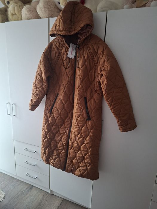 Дамско дълго  яке