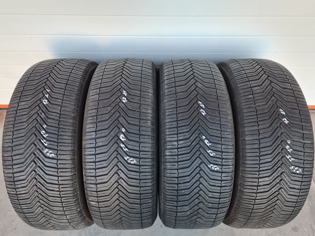 Всесезонни гуми 4 броя MICHELIN CrossClimate Suv 235 55 R19 дот 1321
