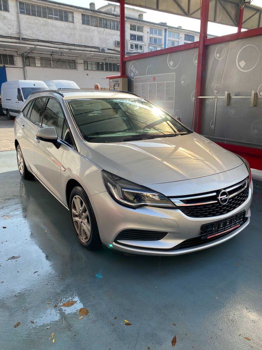 2018 Opel Astra K Sports Tourer