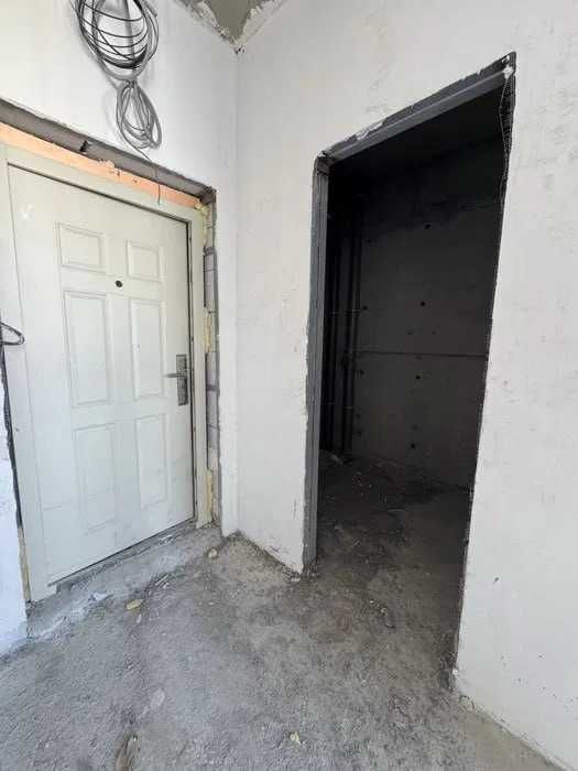 Новостройка 1 линия Мирабад, 38м2 кадастр есть беловая отделка!