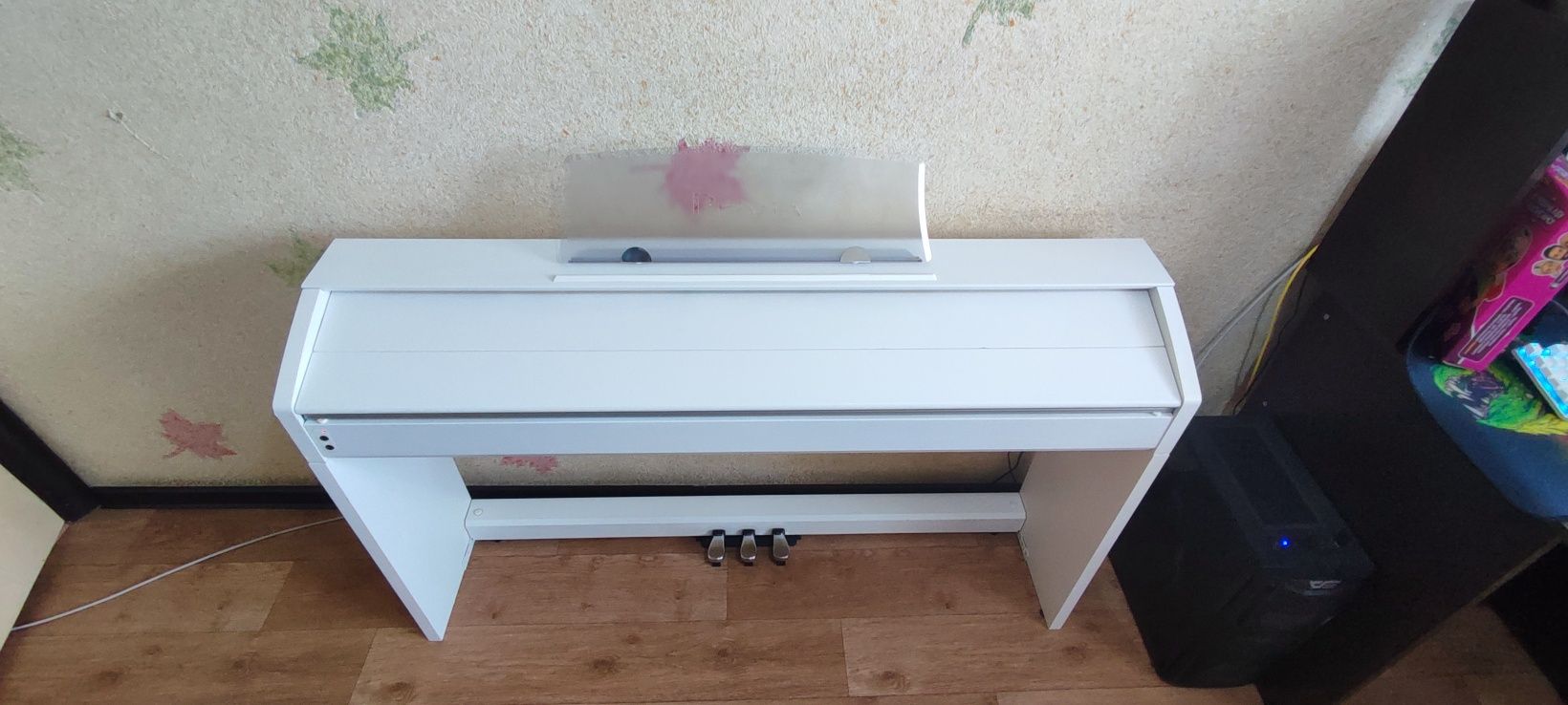 Продается пианино CASIO Privia PX-750