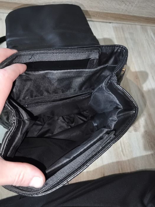 Дамска кожена раница