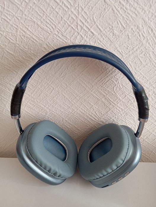 Наушниклар тез ва арзон сотилади