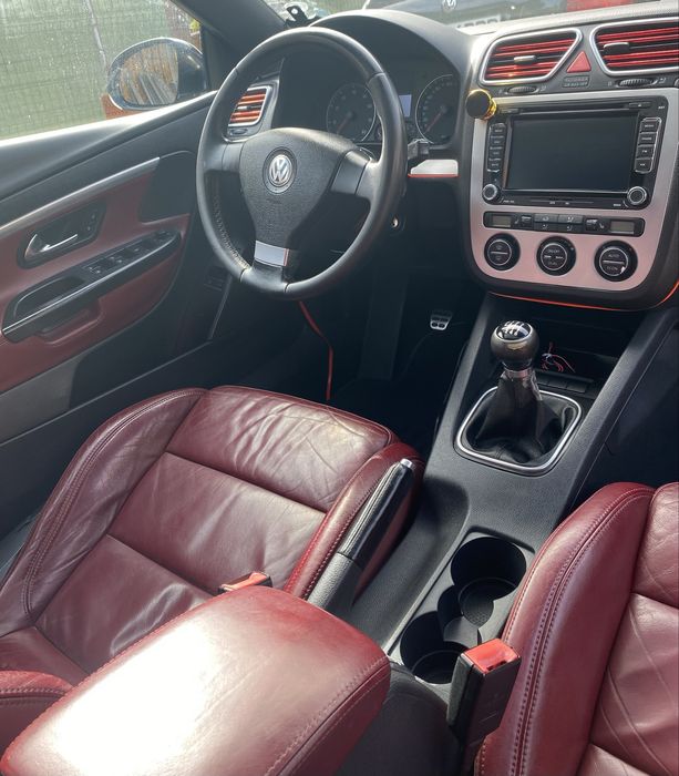Detailing auto interior