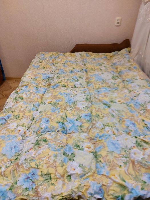 Продам одеяло из гусинного пуха