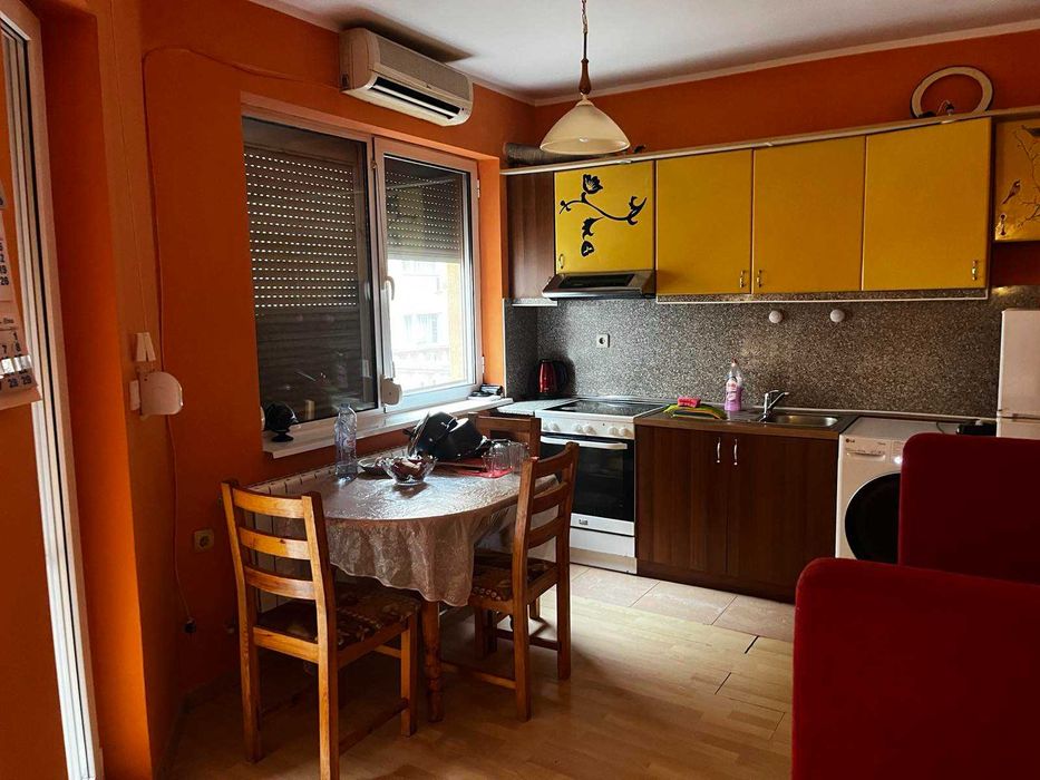 Двустаен апартамент в Манастирски ливади