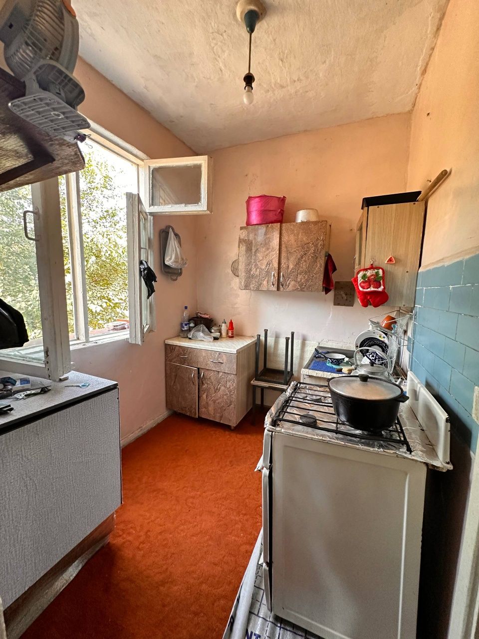 Продаю 2х  ком кв-ру М-в Панельный Оханграбо