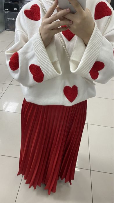 Теплый свитер на осень и зиму