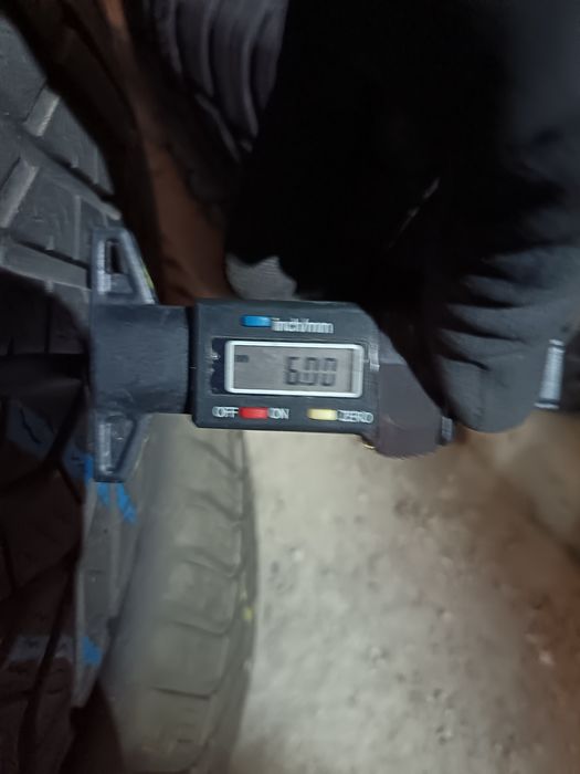 Anvelope MS iarna 235 60 18 yokohama japan 2019 6mm