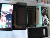 Samsung S10 la cutie si BRONDI Amico favoloso seniori si ap.foto Nikon
