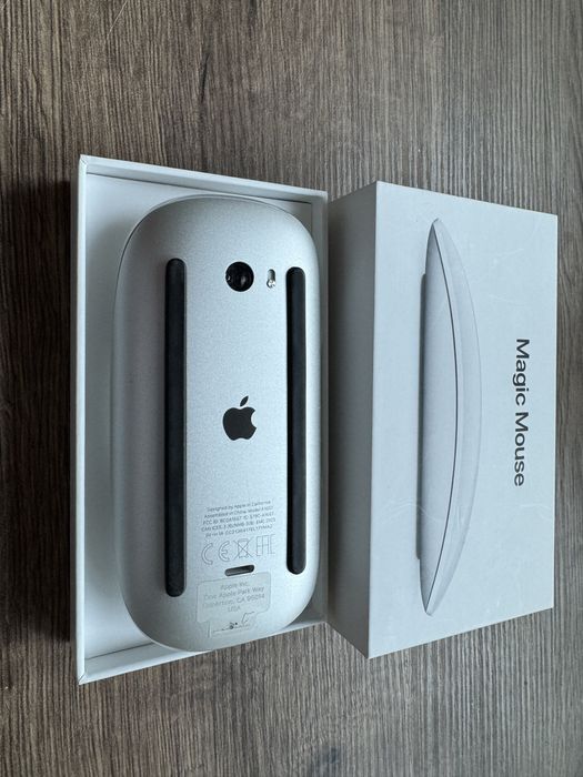 Мышь Magic Mouse