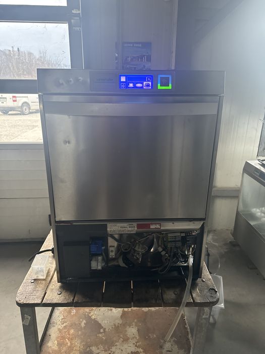 Съдомиялна машина Винтерхалтер UC S,M,L,XL