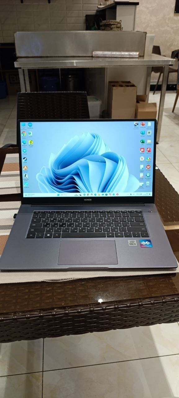 Notbook Honor i5