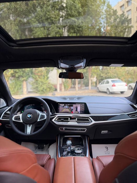 Bugun sotuvimizda BMW X7 M50