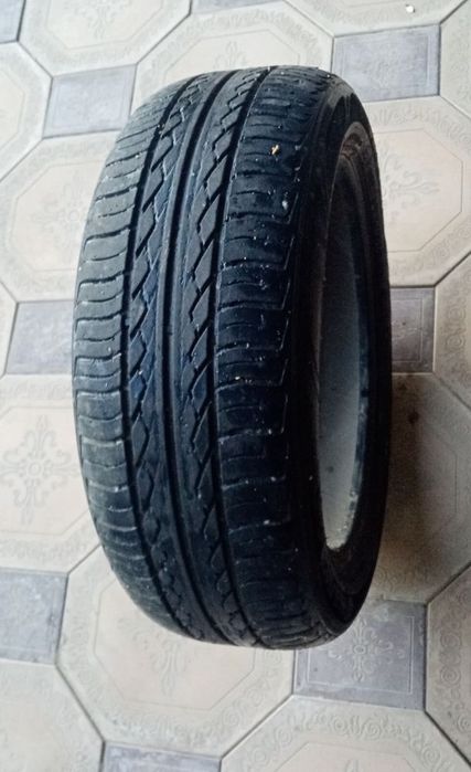 4 ta R15 shina sotiladi