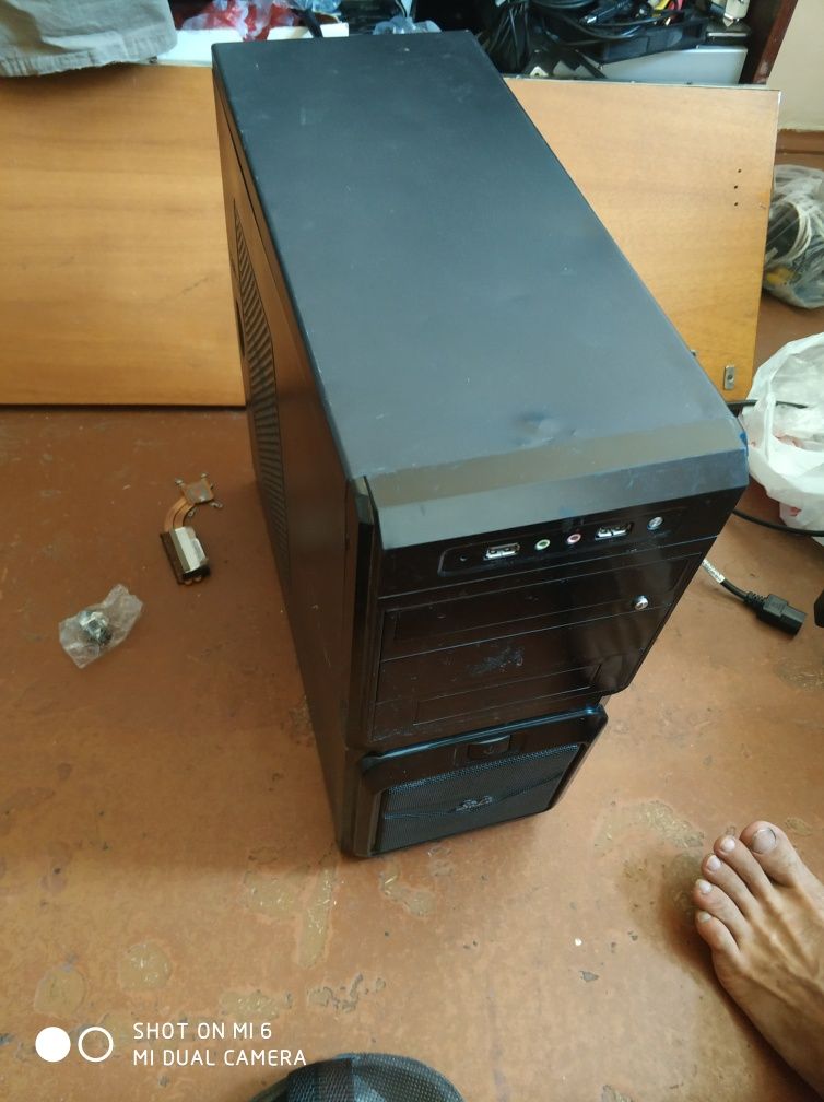 Системный блок Core2Quad Q9550. Аналог i5. Без видеокарты.