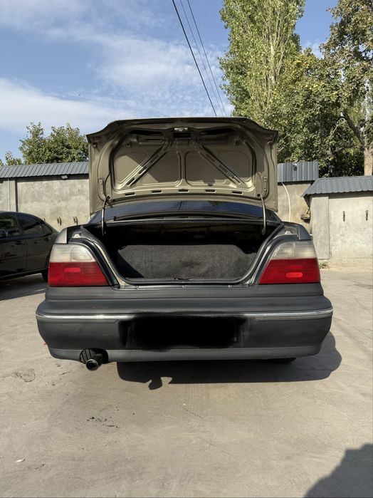 Nexia 1 Daewoo 2000-yil holati ideal sotiladi !!!