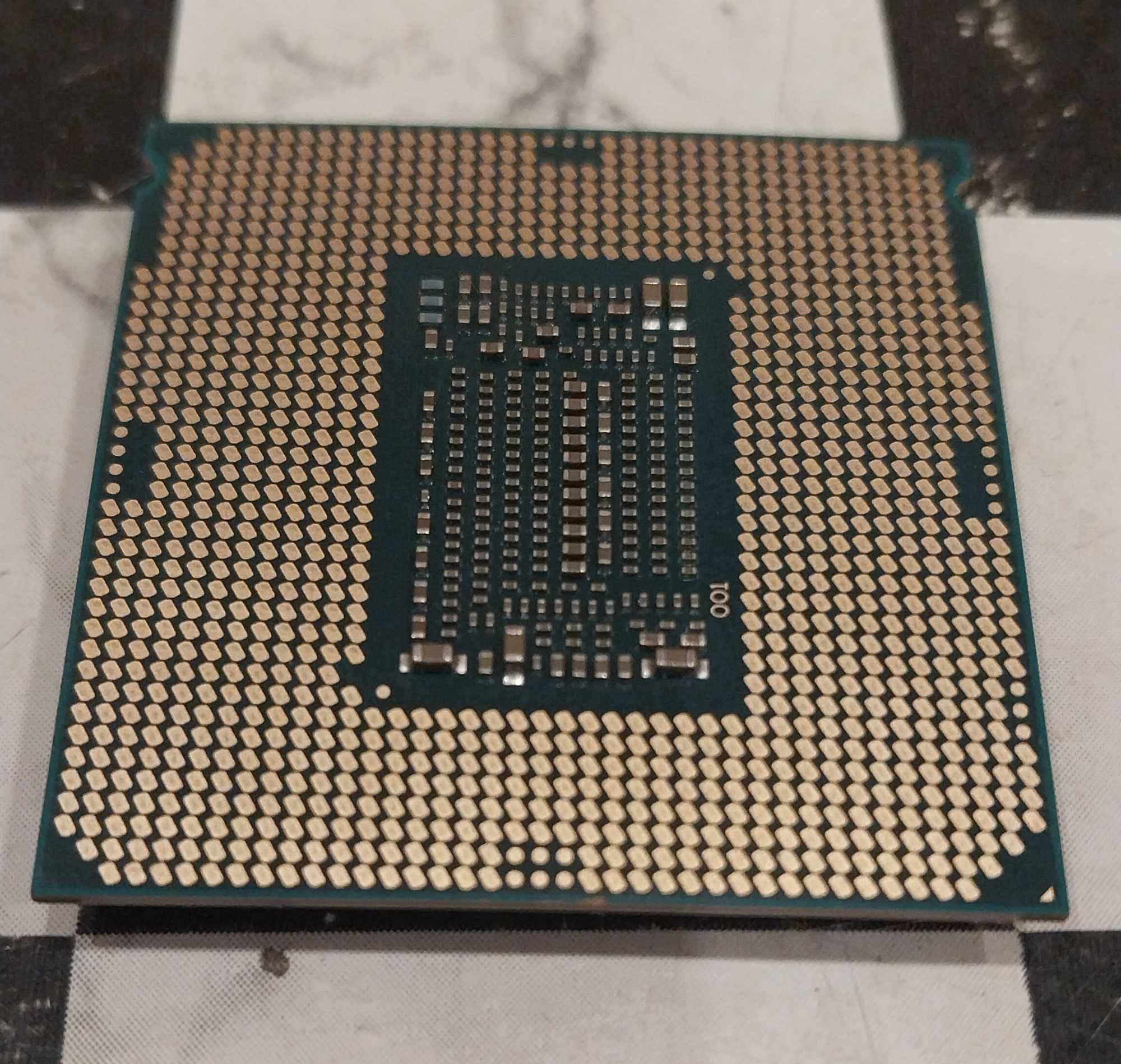 Процессор Intel i5 9600. Сокет LGA 1151 v2. 6 Ядер и 6 потоков. 4,6GHz