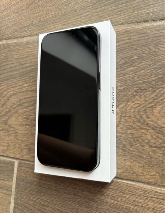 Vand sau schimb Iphone 15 pro