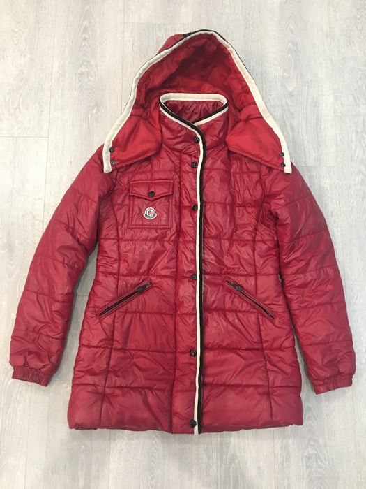 Дамско яке Монклер качулката се сваля