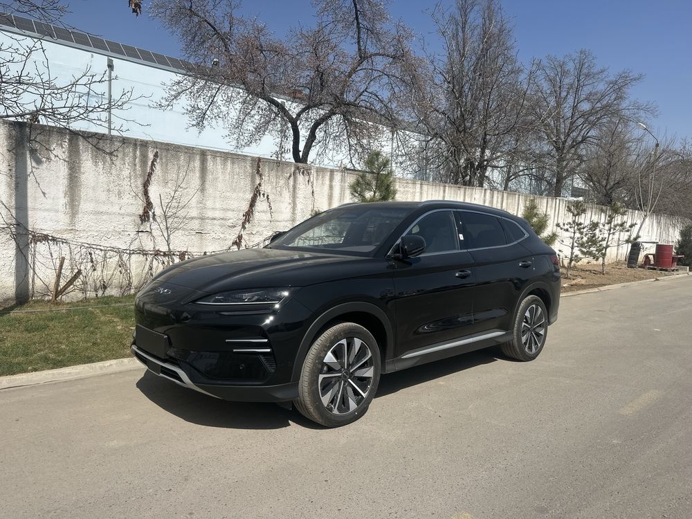 BYD Song Plus Chempion Smart drive Full 605 sotuvda tayyor