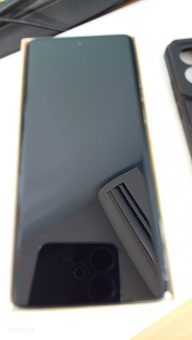 Motorola edge 40 neo. 12/256 гб. Отворен, но не е използван.