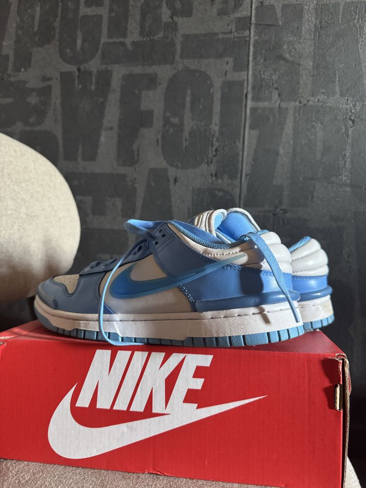 Nike Dunk Low Twis University Blue