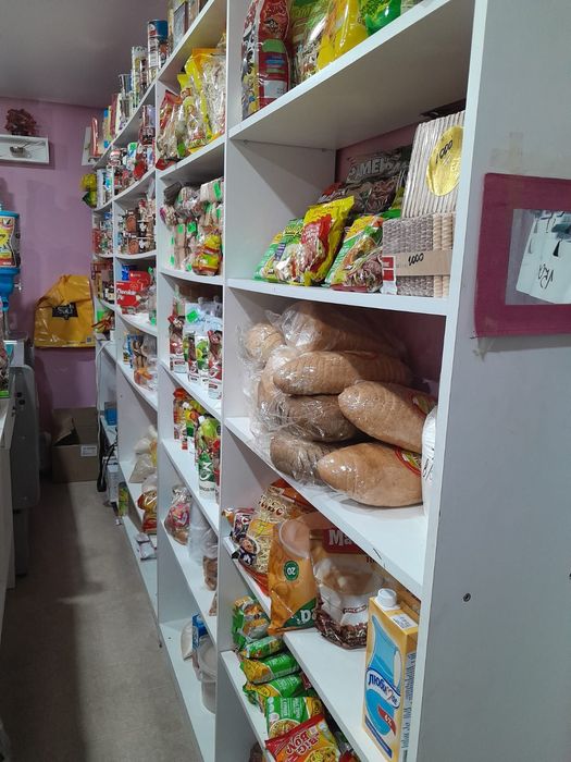 Стилаж продуктовый в хорошем состоянии