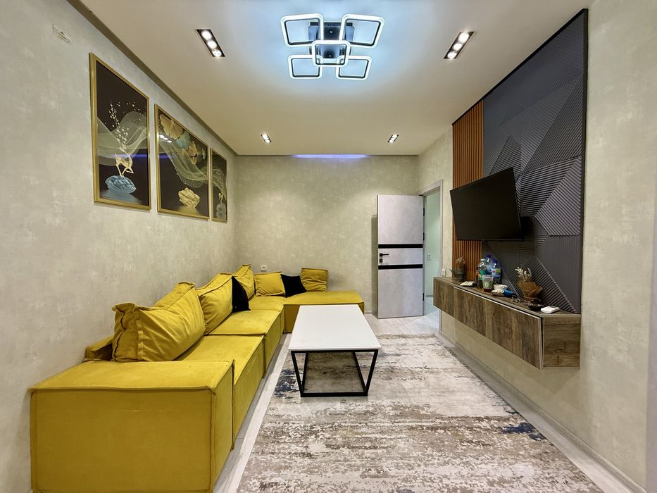 Продаю Своя ЕвроКвартира Чиланзар 11-квартал 3/3/4 Шох Мед Центр 64м2.