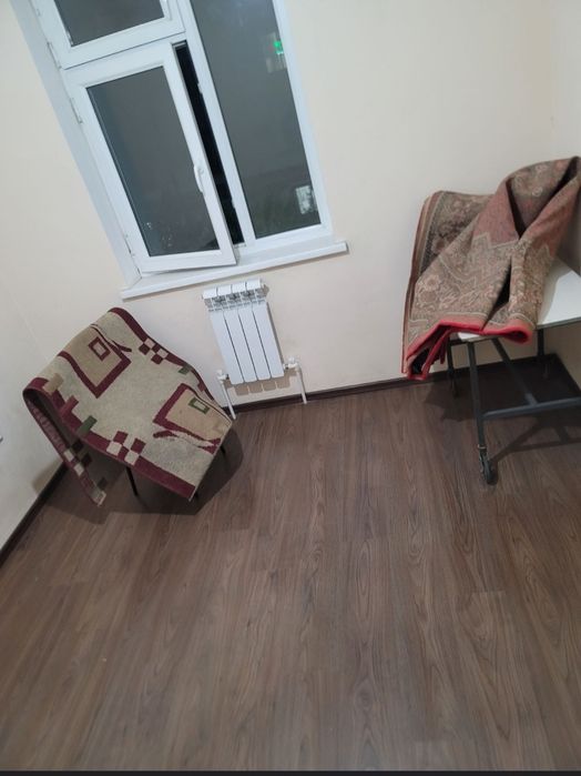 Болларга квартира срочно 3киши