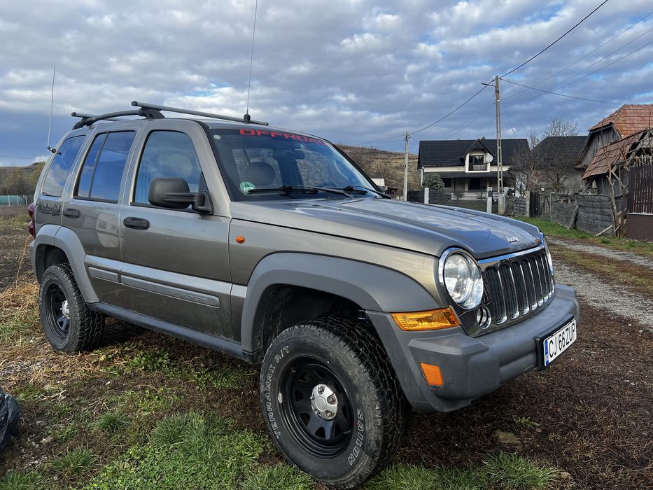 Vand jeep liberty kj 2.4 benzina 2006