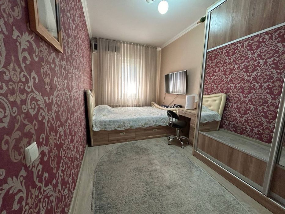 Продается 3х ком квартира. Метро айбек. Ултца Афросиаб 3/6/9