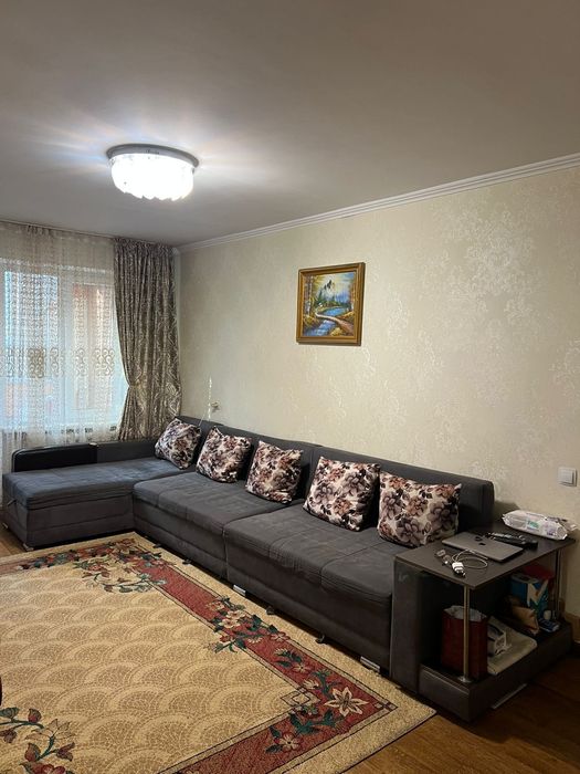 Продам диван самовывоз