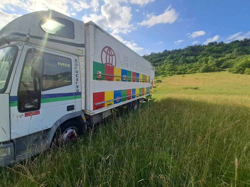 Camion apicol iveco cu stupi