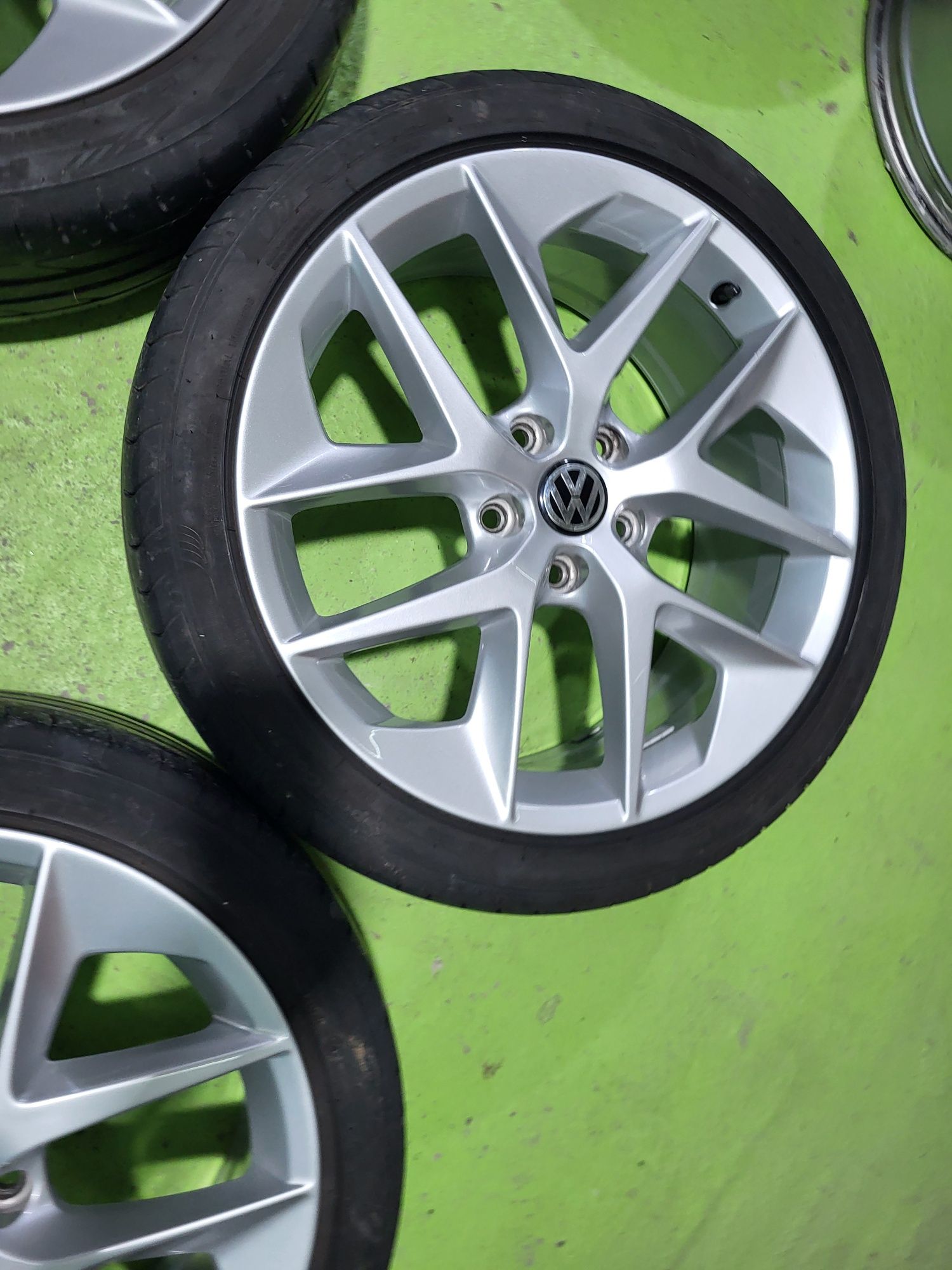 18 5x112 Vw Golf 5 6 7 Touran Caddy Skoda Seat 5х112