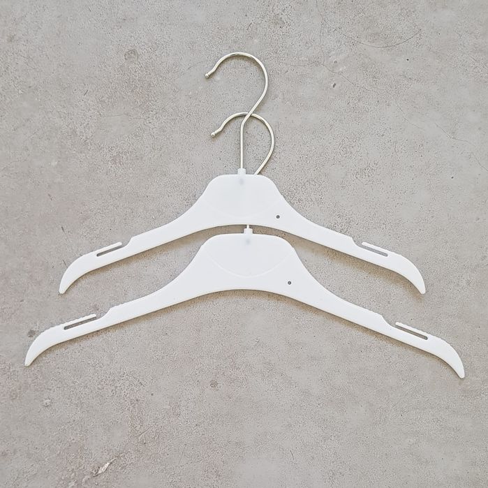 Umerase  pt Adolescenti si Copii, plastic rezistent, pt Camasi,Tricour