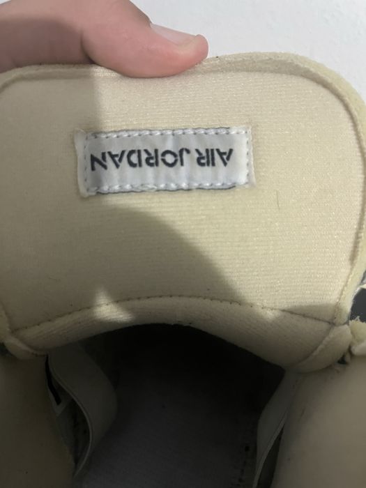 Air Jordan 4 Off-White