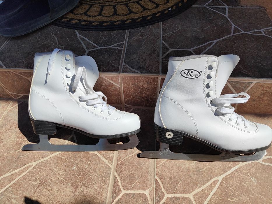 Patine gheata albe purtate de 2 ori 39