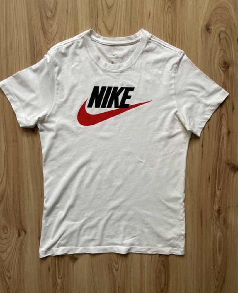 NIKE  / мъжка тениска M